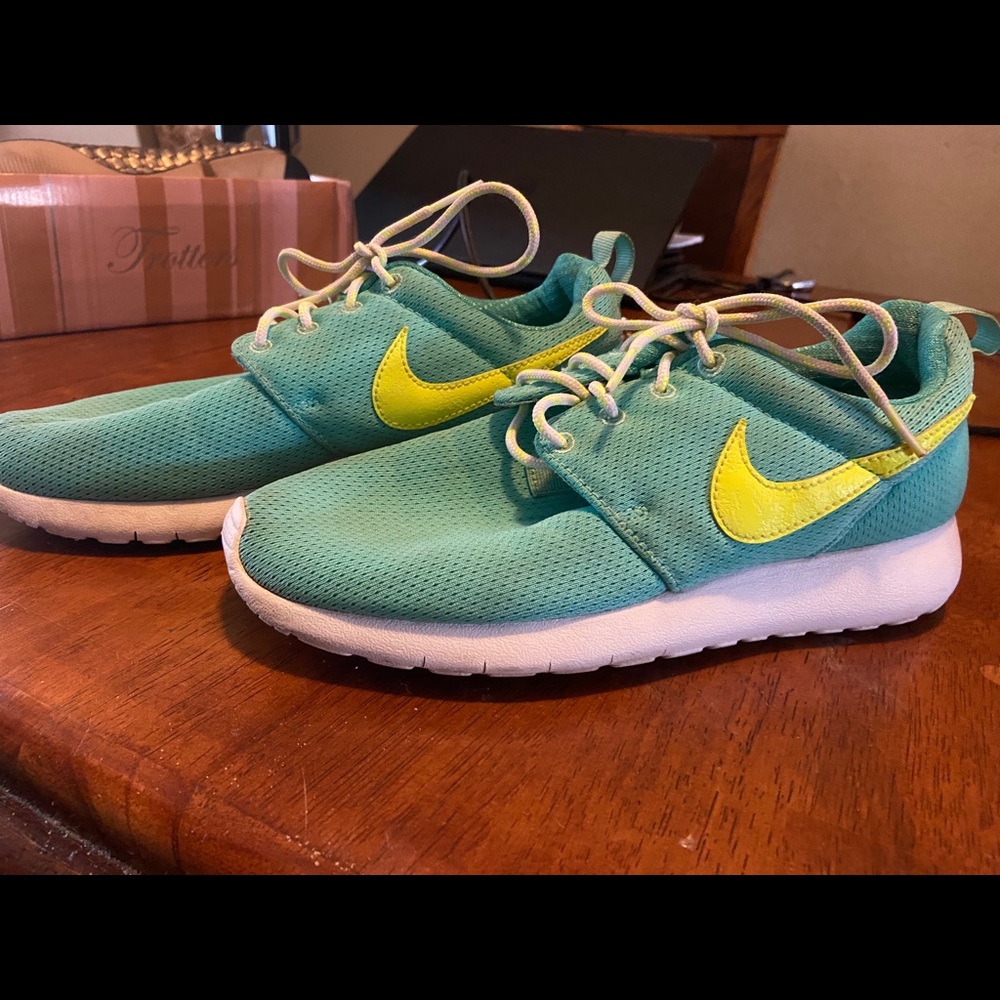 Nike Sneakers
